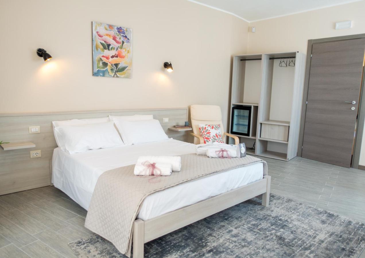 Green Guest House โอริสตาโน ภายนอก รูปภาพ