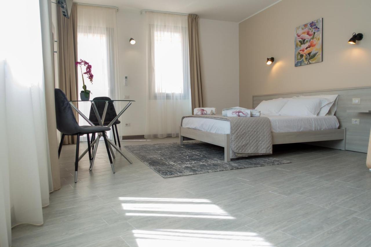 Green Guest House โอริสตาโน ภายนอก รูปภาพ